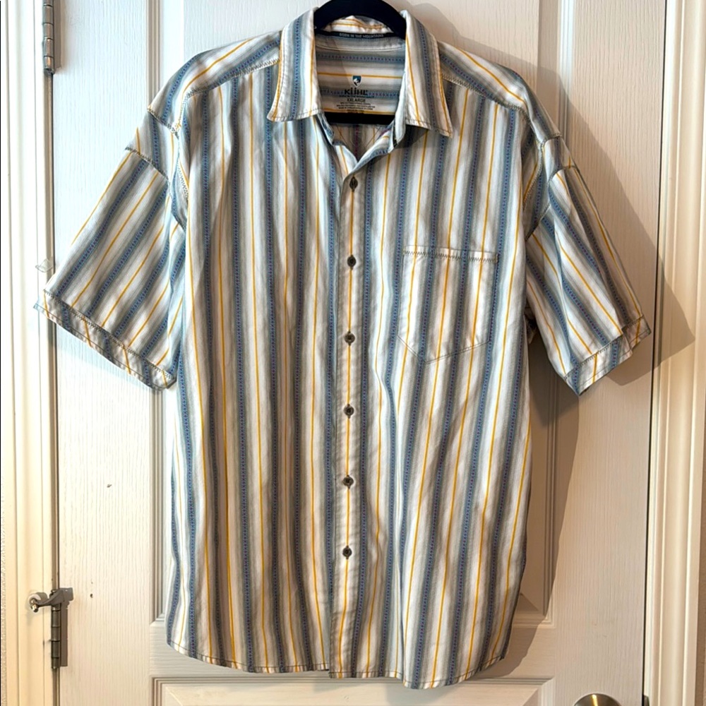 Mens KUHL Striped Short Sleeve Button Down Shirt blue yellow tan EUC
Size XXL